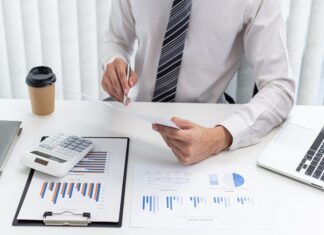 The Benefits of Using an Online Payroll Software Payroll Software